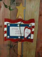 4th of July crafts - stars and stripes lawn ornament